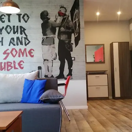 Street Art Apartment *